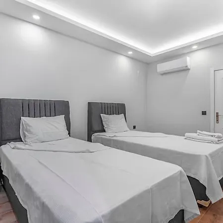 Villa Near By The Land Of Legends , Private Pool With Jakuzzi Euphoria Belek