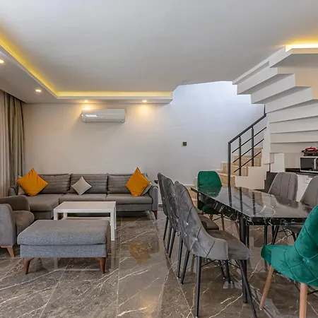Villa Near By The Land Of Legends , Private Pool With Jakuzzi Euphoria *